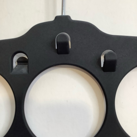 2/$30 SCARF ORGANIZER Black Silicone Multi-Loop Scarf & Jewellery Hanger - Picture 3 of 7